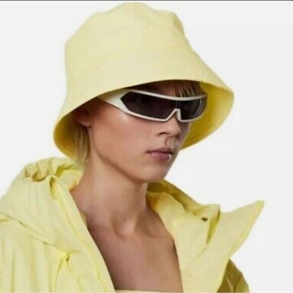 NWT RAINS Unisex Waterproof Bucket Hat Straw Yellow - Size S/M - Picture 1 of 5